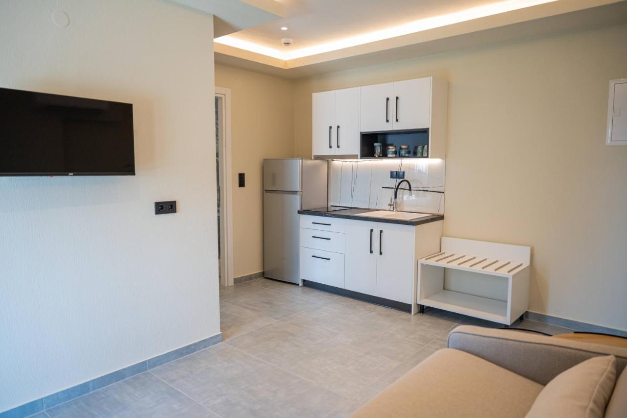 Fay Suites Flogita Exterior photo
