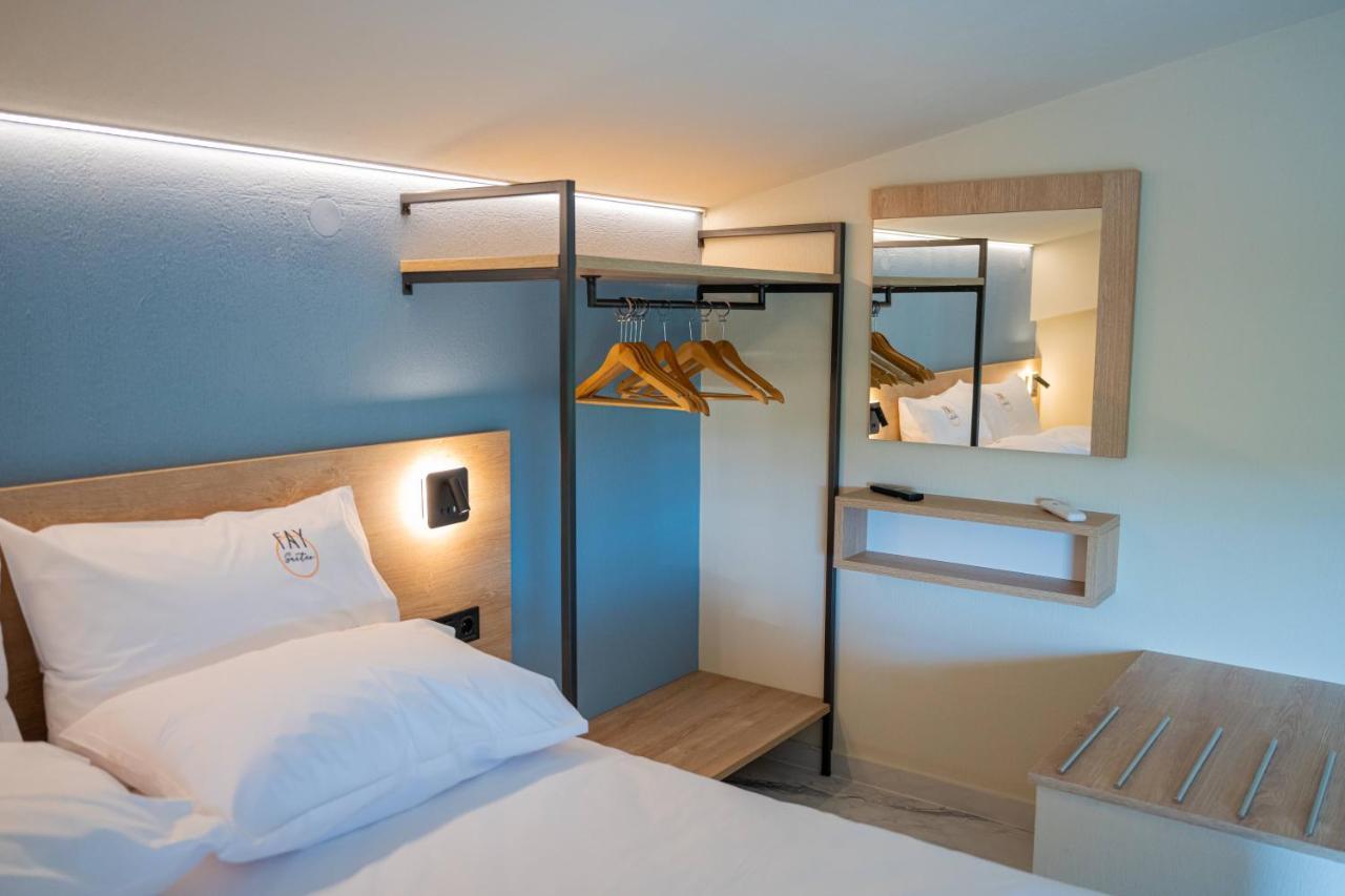 Fay Suites Flogita Exterior photo